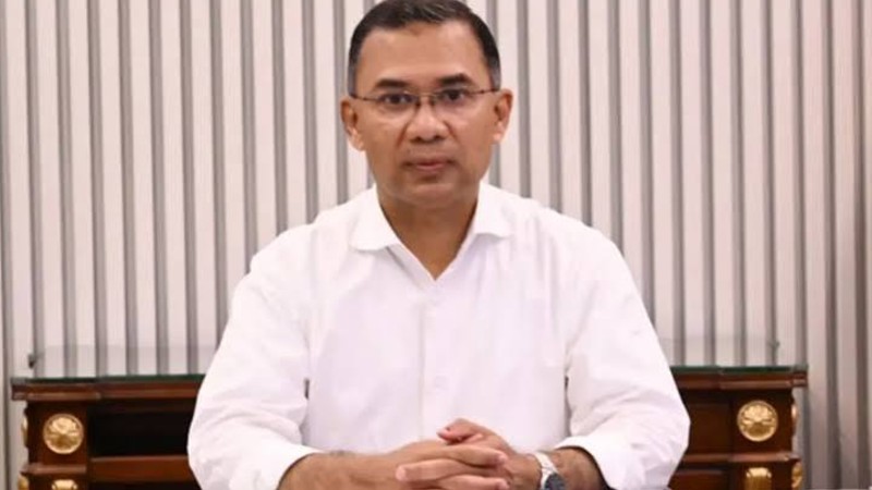 সরকারি অনুষ্ঠানের ব্যানার-বিলবোর্ডে প্রধানমন্ত্রীর ছবি ব্যবহার নিষিদ্ধ