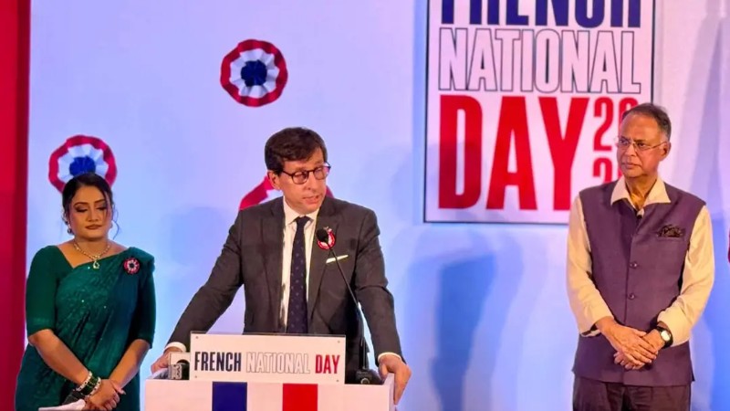 বাংলাদেশের সাথে দ্বিপক্ষীয় সম্পর্ক গভীর করতে চায় ফ্রান্স: রাষ্ট্রদূত জ্যঁ-মার্ক সেরে-শার্লে
