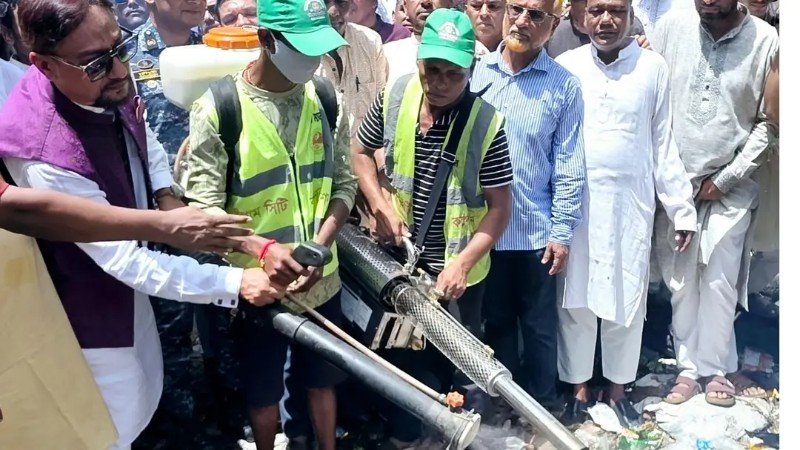 ডেঙ্গু নিয়ন্ত্রণে সবাইকে সচেতন হতে হবে : মেয়র ডা. শাহাদাত