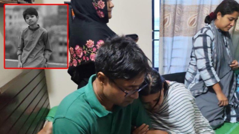 আইফোনের লোভে কুবি শিক্ষকের একমাত্র ছেলেকে হত্যা: অজ্ঞাত আসামিদের বিরুদ্ধে মামলা, আটক ২